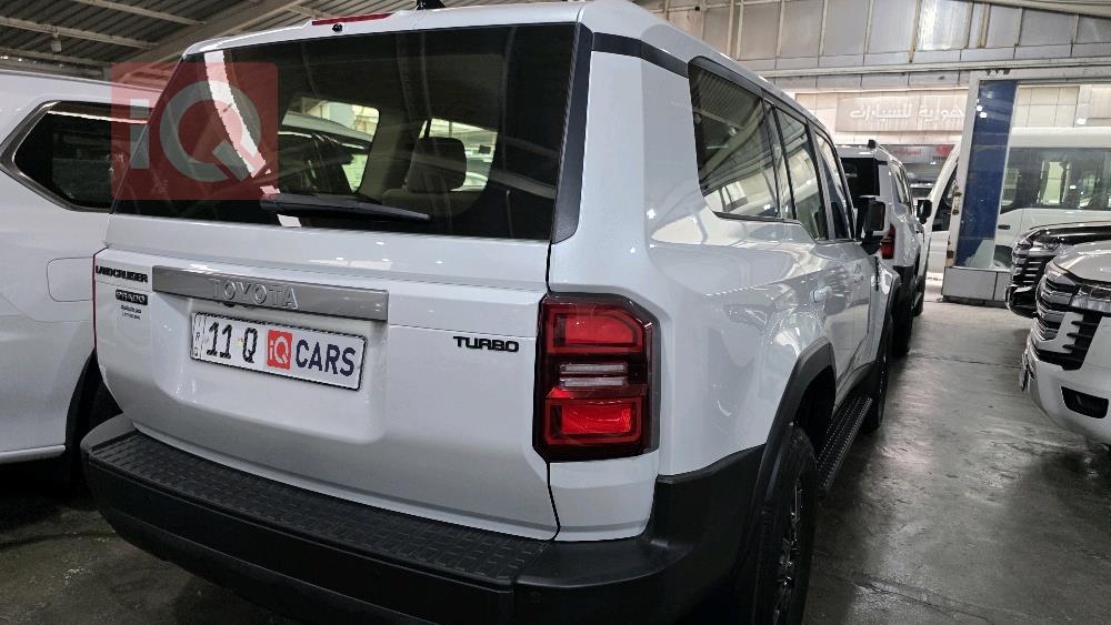 تويوتا لاندكروزر برادو